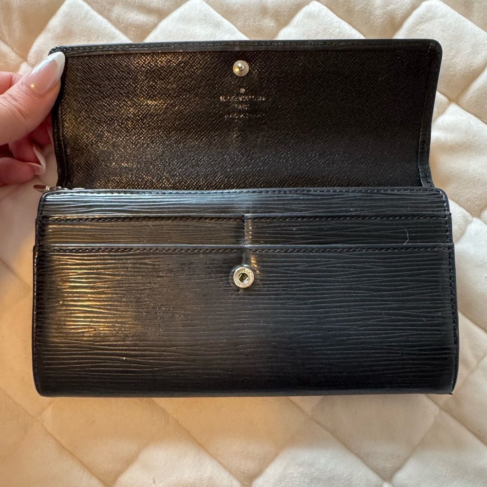 Louis Vuitton Black Epi Leather Long Wallet - Picture 2 of 10